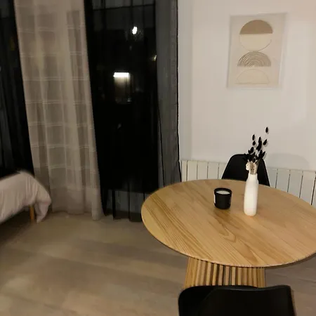 O Stras 25m Carre Strasburg