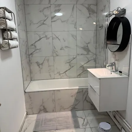 O Stras 25m Carre Appartement *